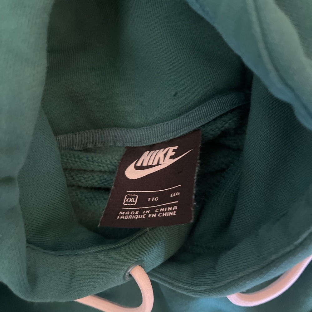 Green Nike "Just Do It" Hoodie Women's Size XXL - Picture 3 of 5